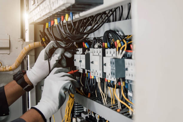 Best Licensed Electrician  in Deerwood, TX